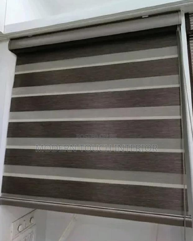 Fade-Resistant Sheer Roller Blinds