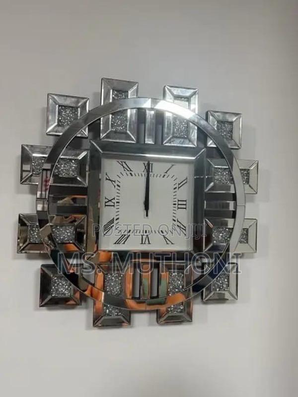 Classy Mirrored Wall Clock - thumbnail 3