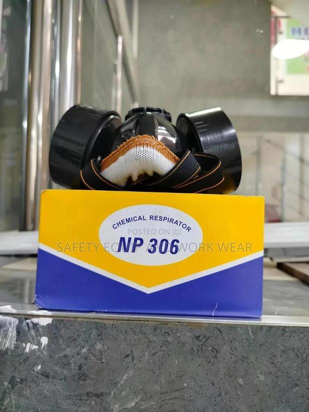 Double Nozzle Respirator Mask - main view