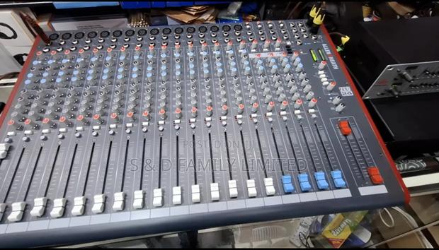 Allen Heath ZED-24 Plain Mixer