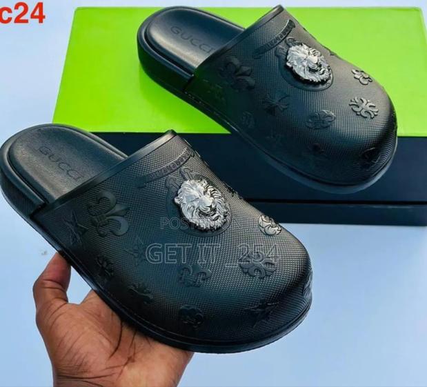 Clogs Size 40-45 Who - main view