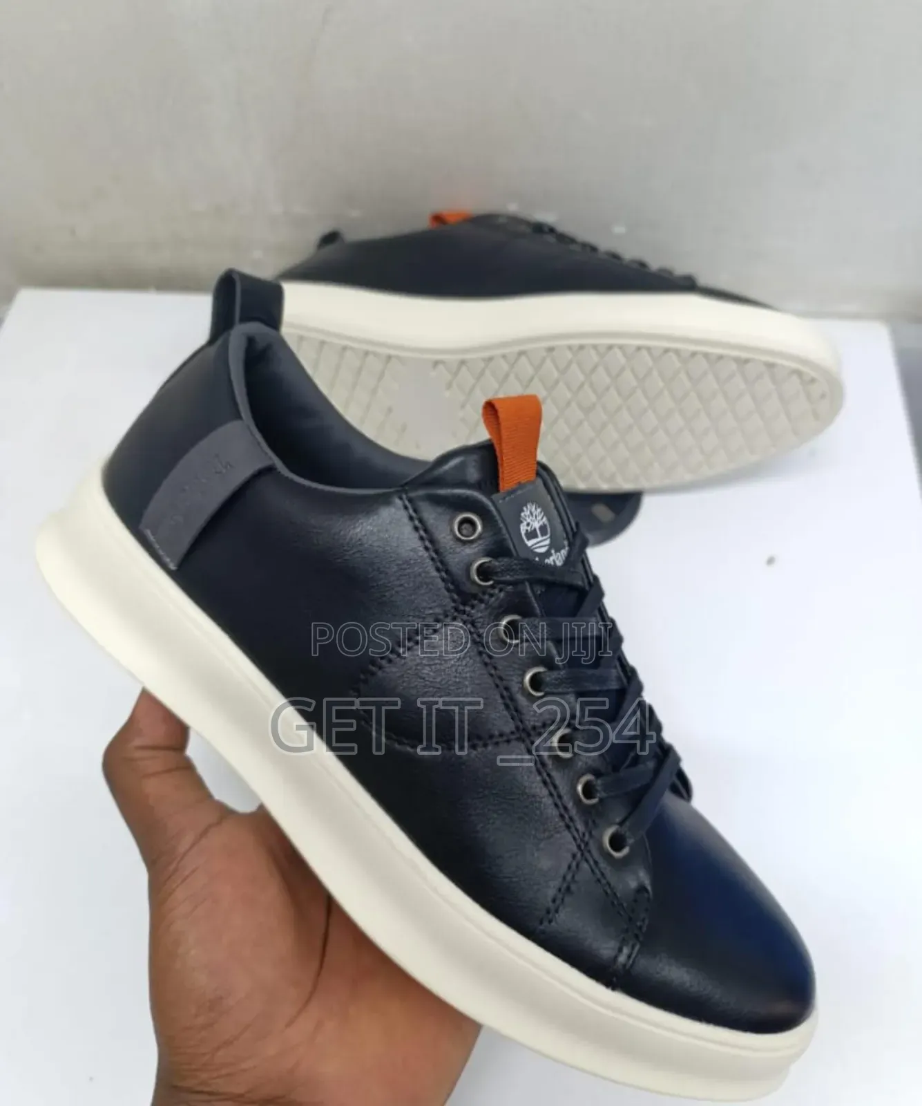 Lacoste Size 40-45