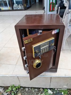 Exclusive Safe Box - main view