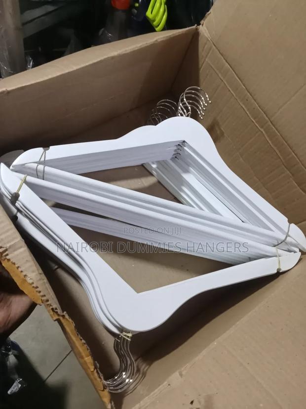 Quality Hangers - thumbnail 2