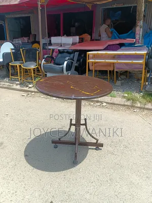 Restaurant Marble Table, Brown Round Top 