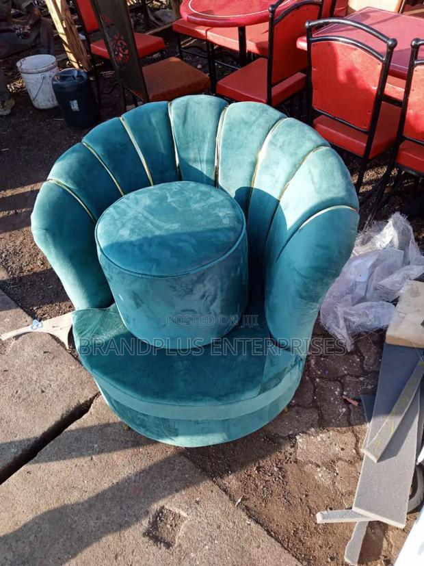 Flower Pattern Velvet Green Leisure Arm Chair With Pouf