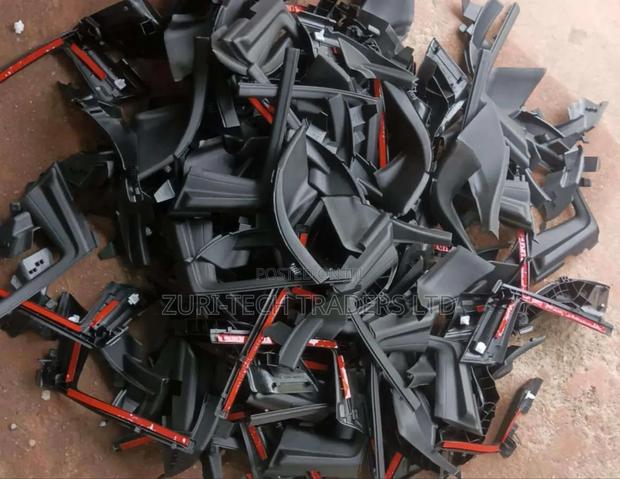 Windscreen Finishers Prado 150