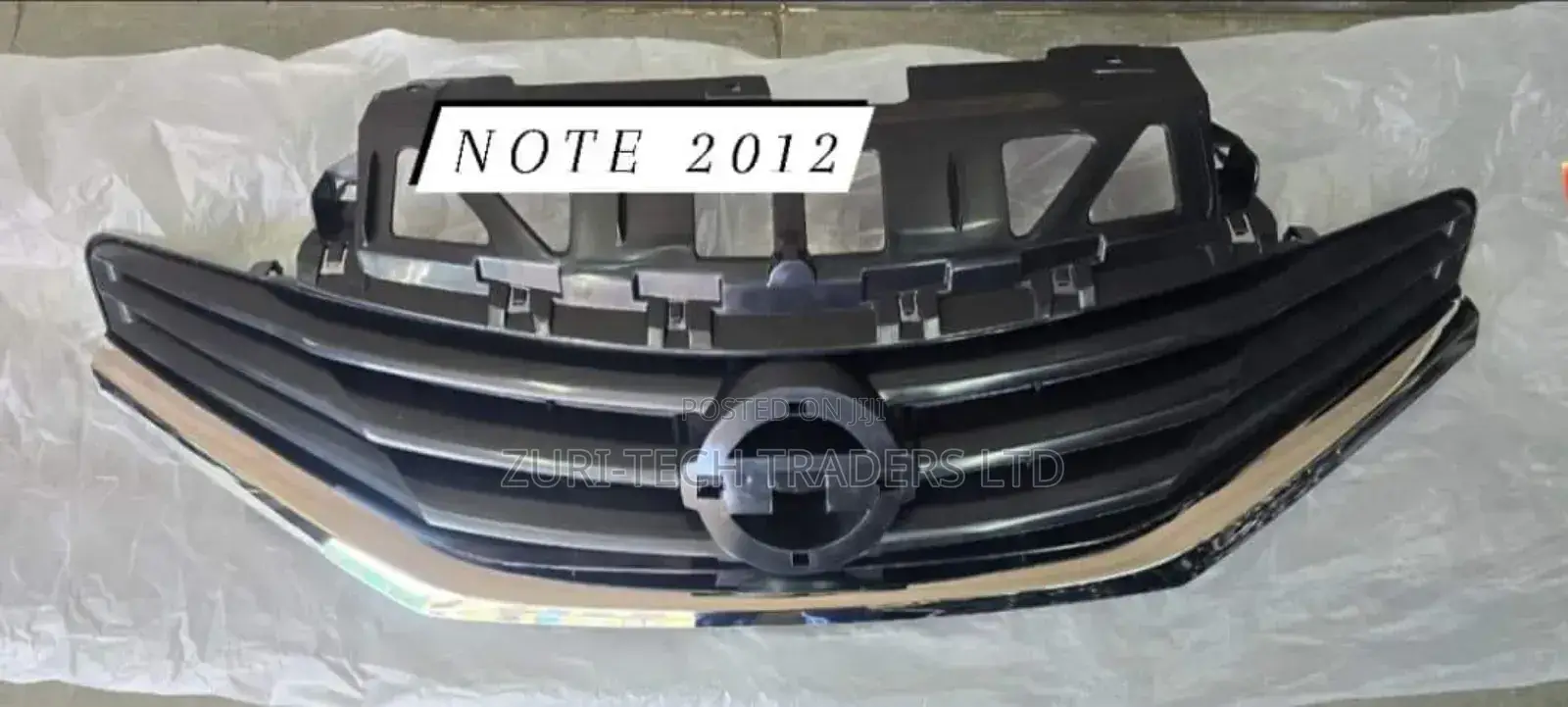 Nissan Note 2012 Front Grille