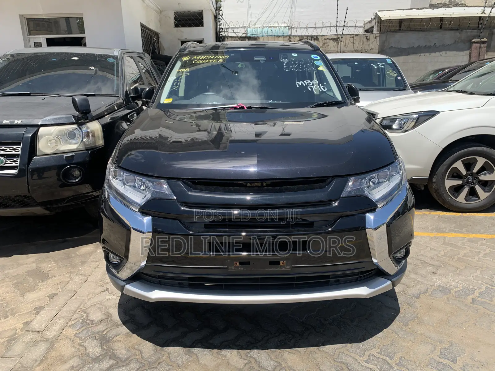 Mitsubishi Outlander ES FWD 2017 Black