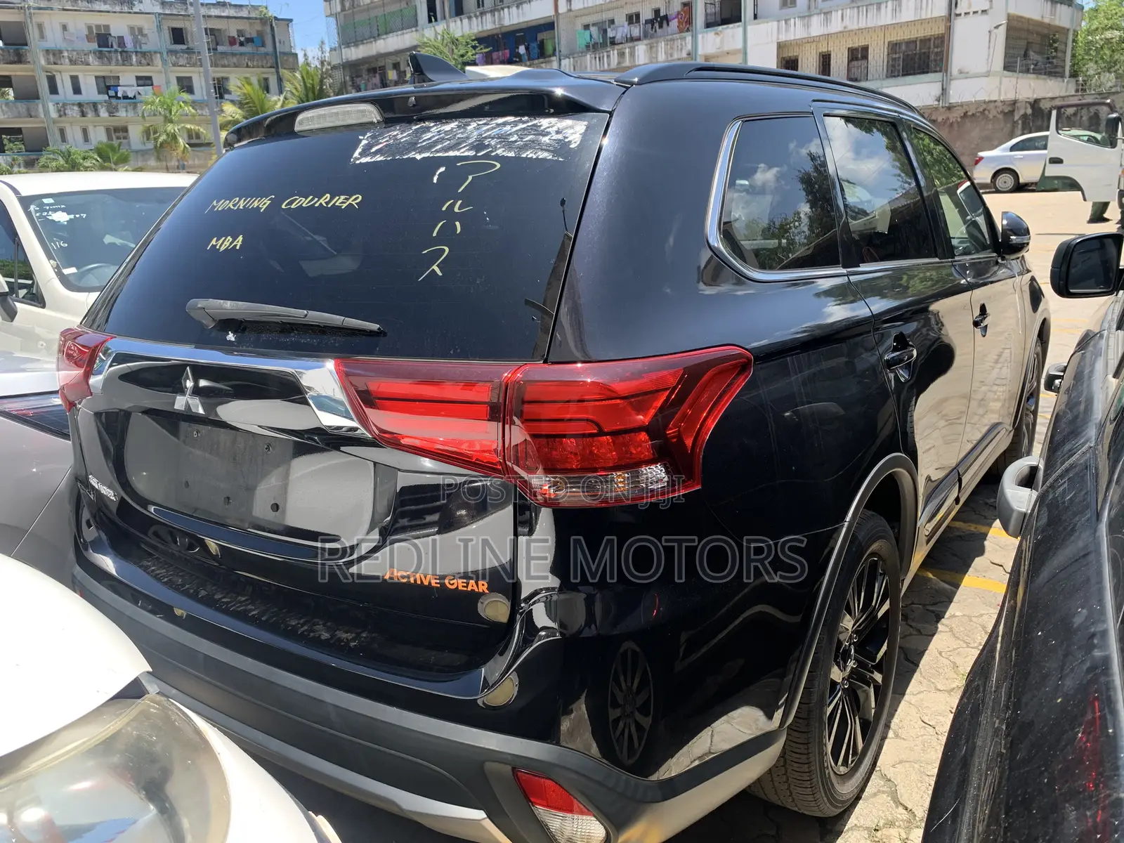 Mitsubishi Outlander ES FWD 2017 Black
