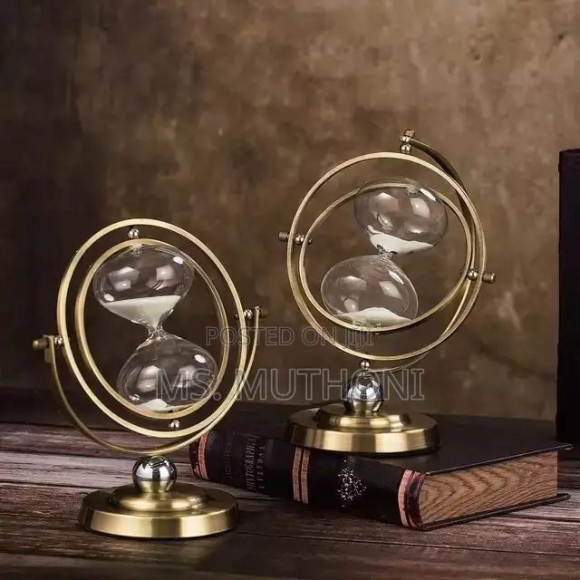 Creative Metal Hourglass Ornaments Decor