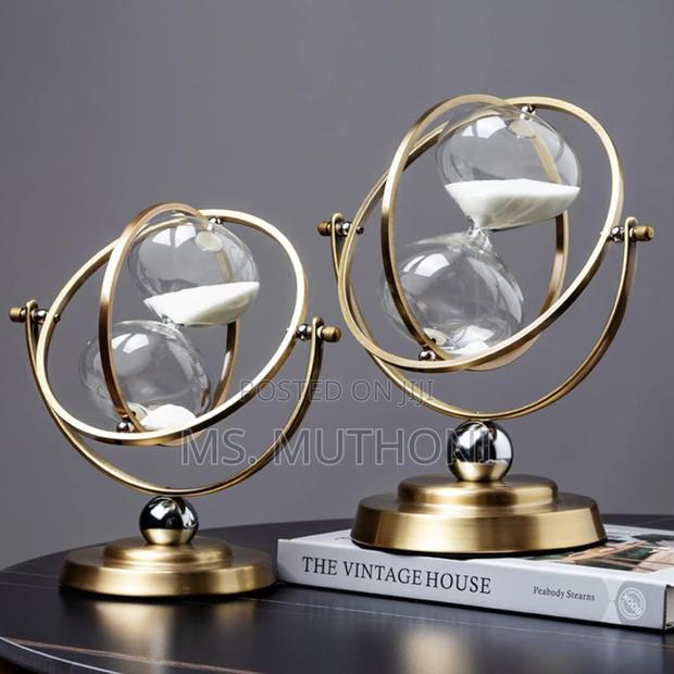 Creative Metal Hourglass Ornaments Decor