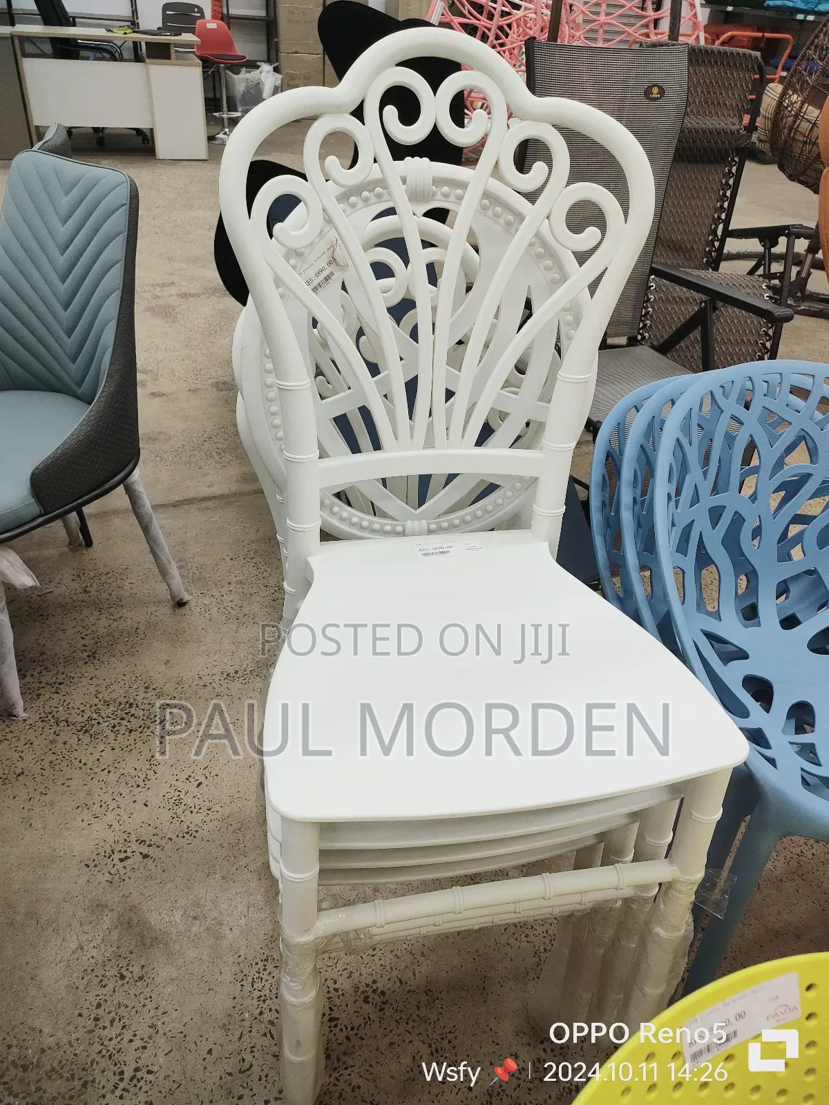 Plastic Backrest White Dining Chairs