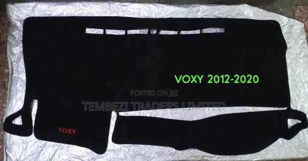 Dashboard Cover Toyota Voxy