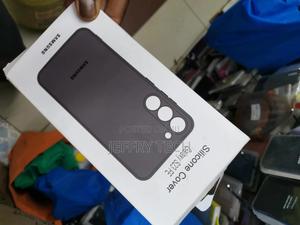 SAMSUNG Galaxy S23 FE Silicone Phone Case,Black - thumbnail 2