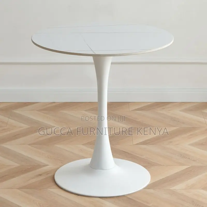 Office Tables: Manufactured Wooden Top Round Dining Table