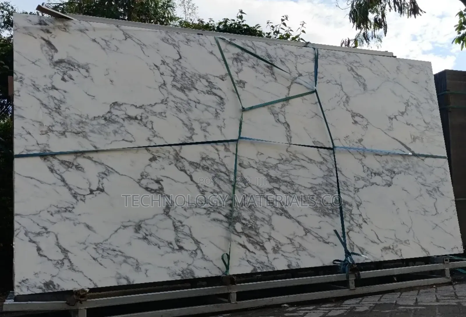White Cloudy Veins Island Sintered Stone(3200 * 1600mm)