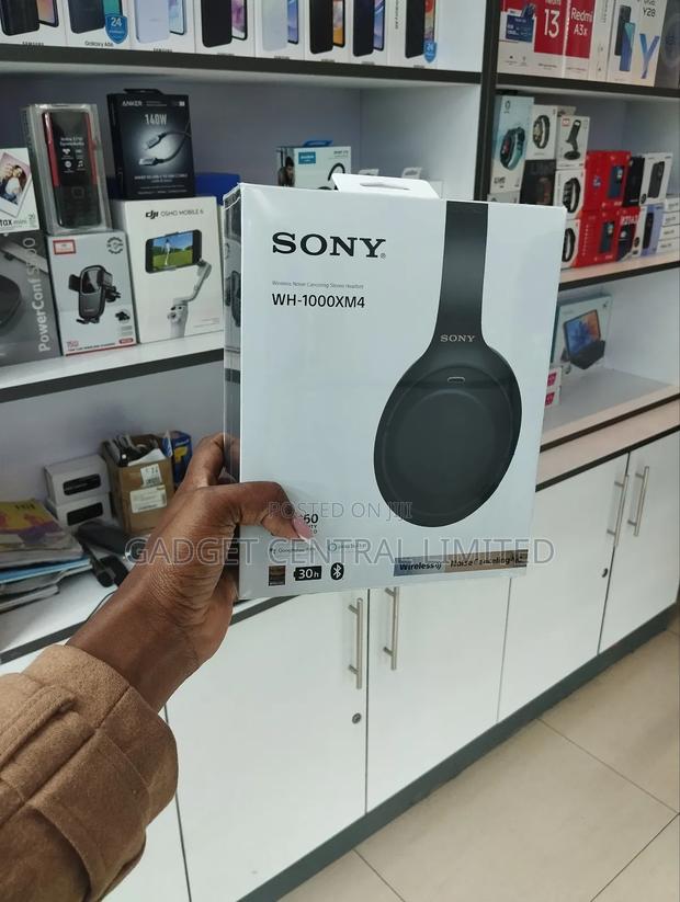 Sony Headphones WH-1000XM4 - main view