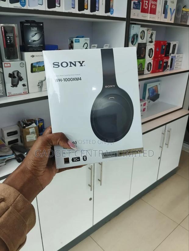 Sony Headphones WH-1000XM4 - thumbnail 2