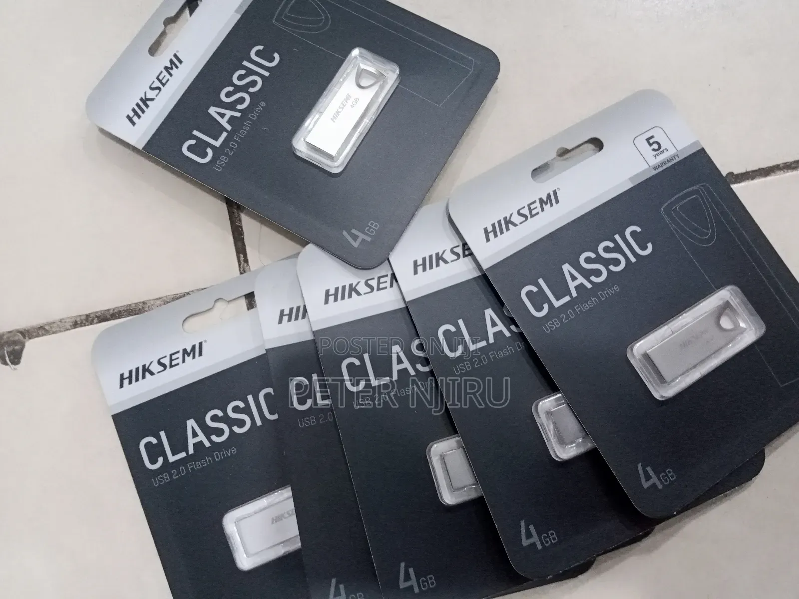 Classic USB 2.0 Flash Drive 4 Gb
