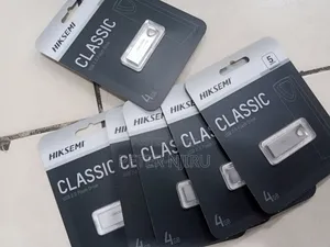 Classic USB 2.0 Flash Drive 4 Gb