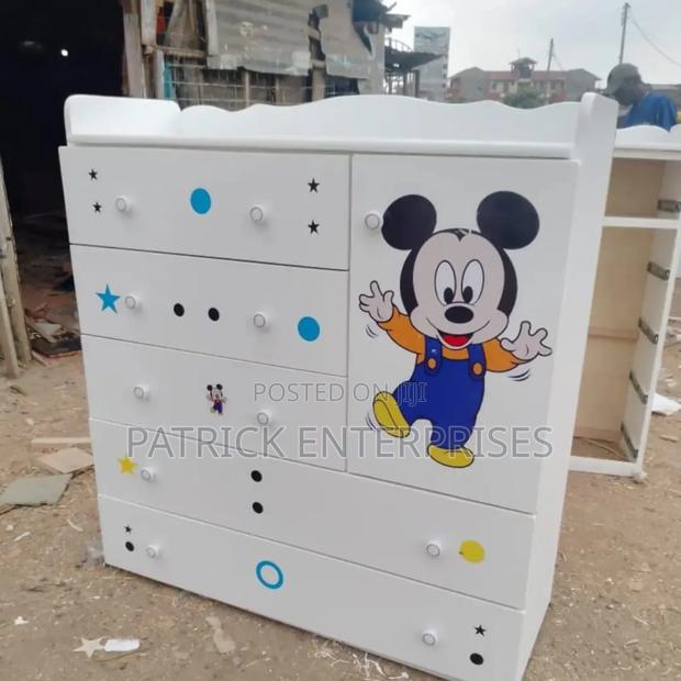 Modern Kid's Chest of Drawers