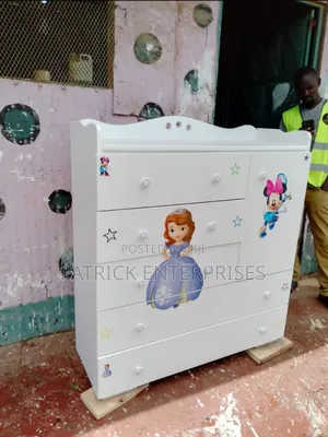 Modern Kid's Chest of Drawers