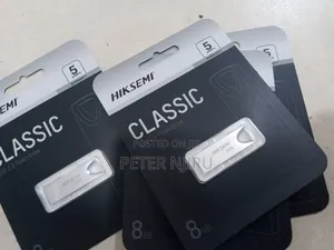 Classic USB 2.0 Flash Drive 8 Gb