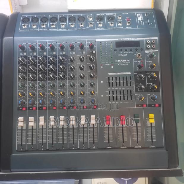 Mackie Mk800 Mixer