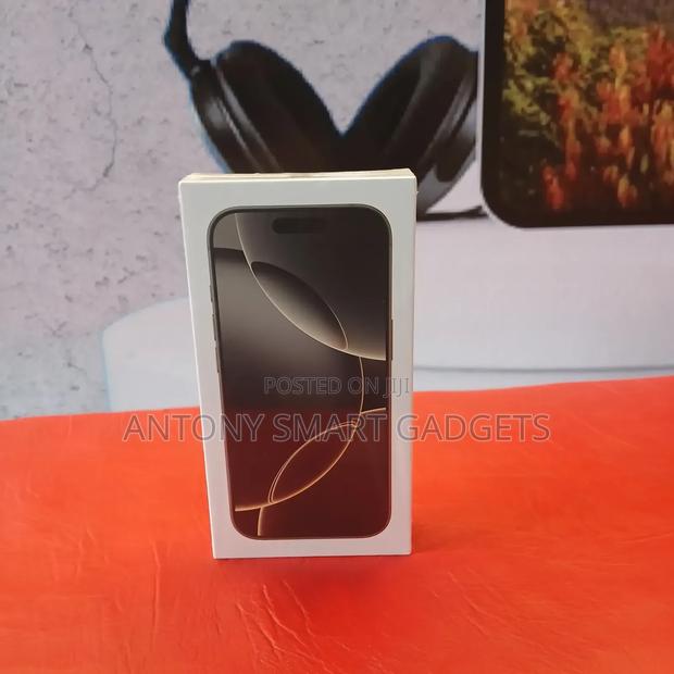 New Apple iPhone 16 Pro 256 GB Black - thumbnail 3