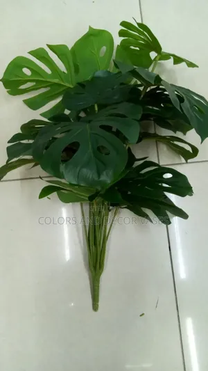 Plant Beautiful Artificial Monstera