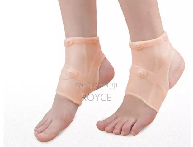Magnetic Ankle Pad- Pair - main view
