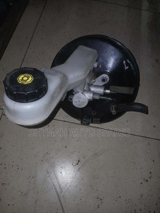Mazda Demio With Switch Brake Booster Plus Master Cylinder