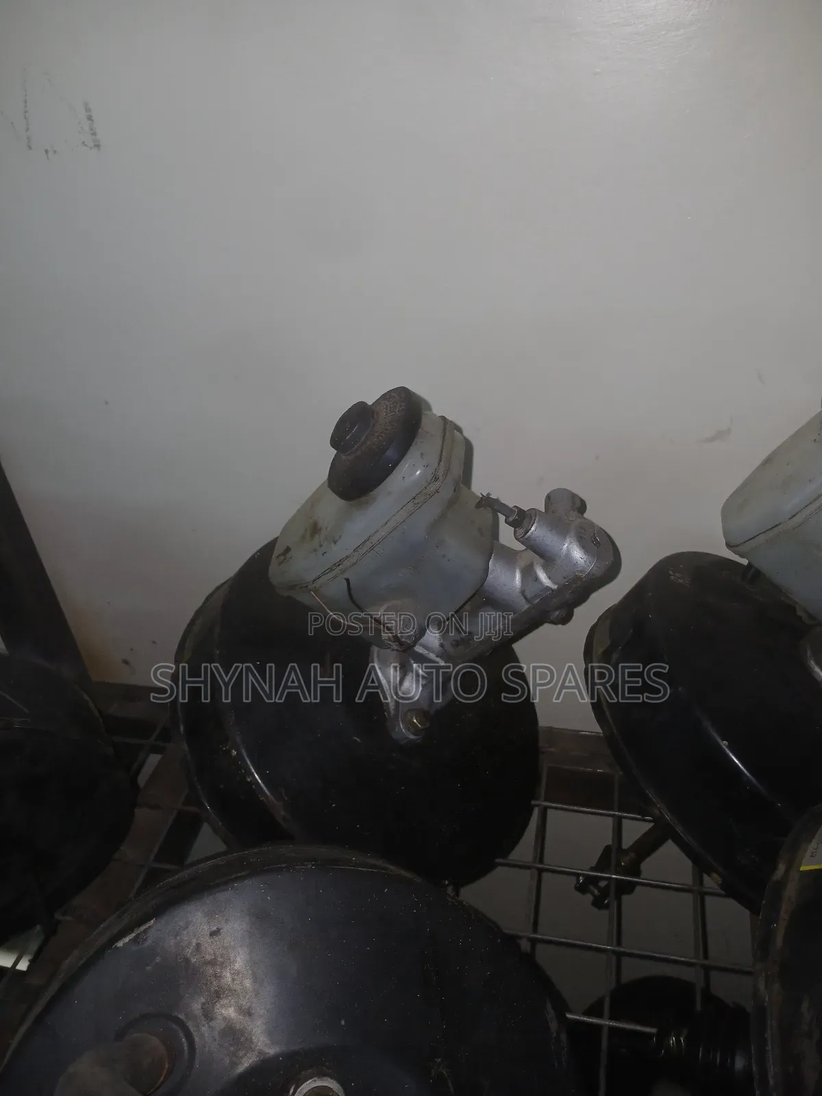 Brake Booster Plus Master Cylinder Toyota Townace Old Model