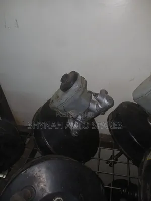 Brake Booster Plus Master Cylinder Toyota Townace Old Model