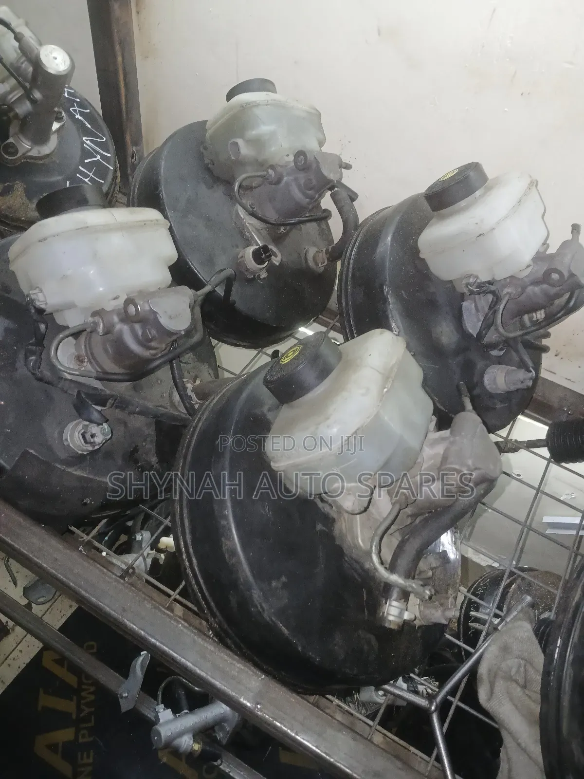 Brake Booster Complete Toyota Hiace 7l
