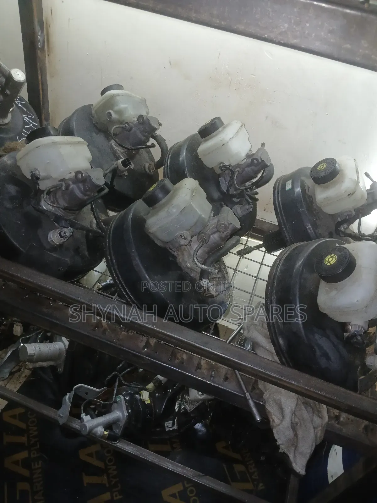 Brake Booster Complete Hiace 7l