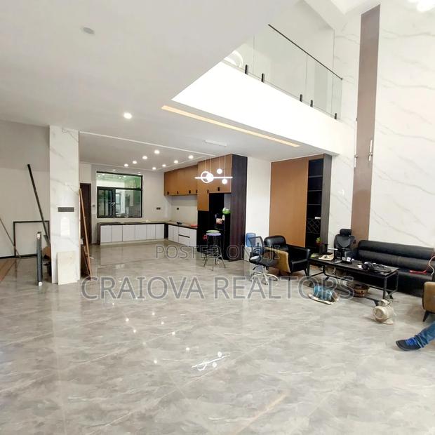 5bdrm Villa in Lavington for sale - thumbnail 6