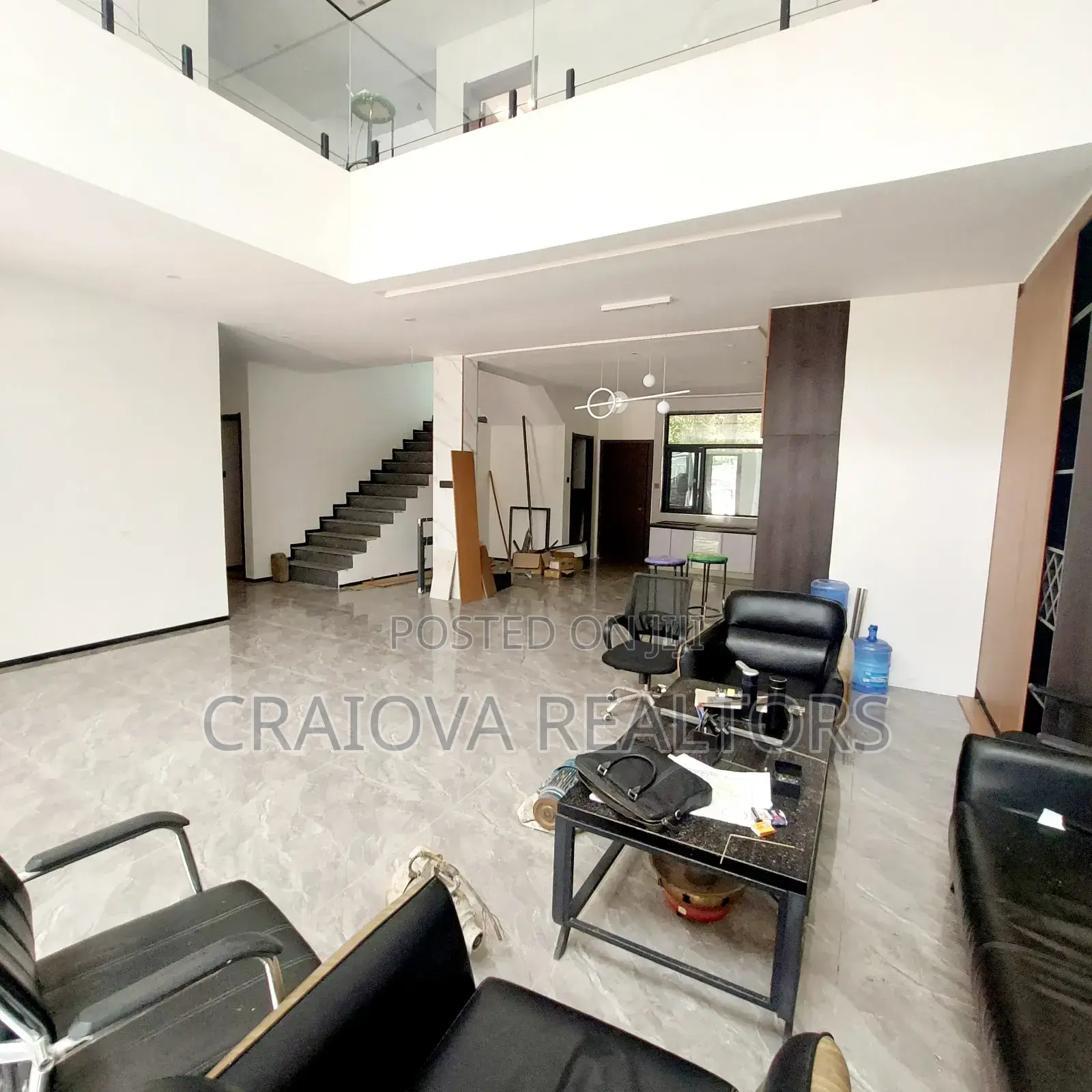 5bdrm Villa in Lavington for sale