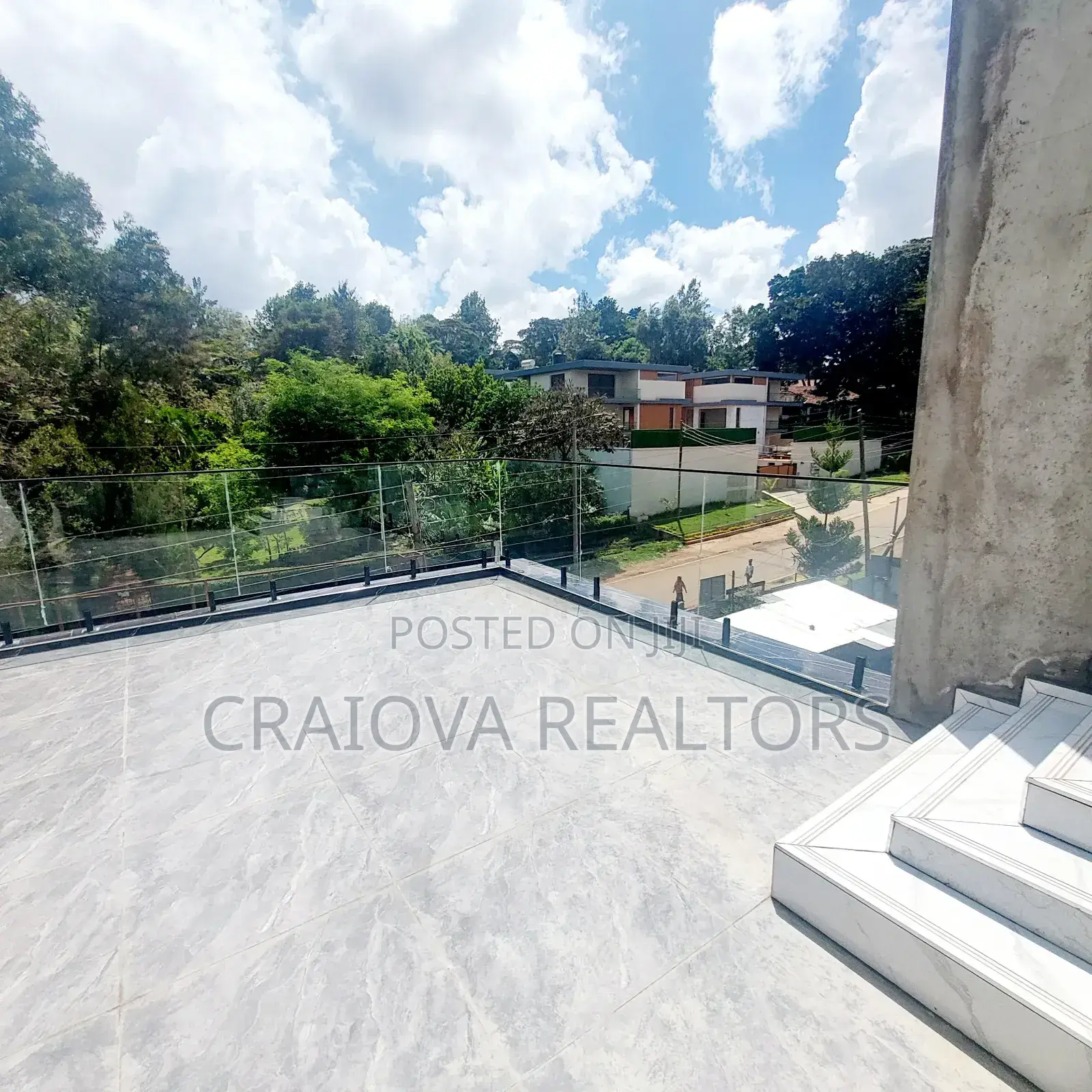 5bdrm Villa in Lavington for sale