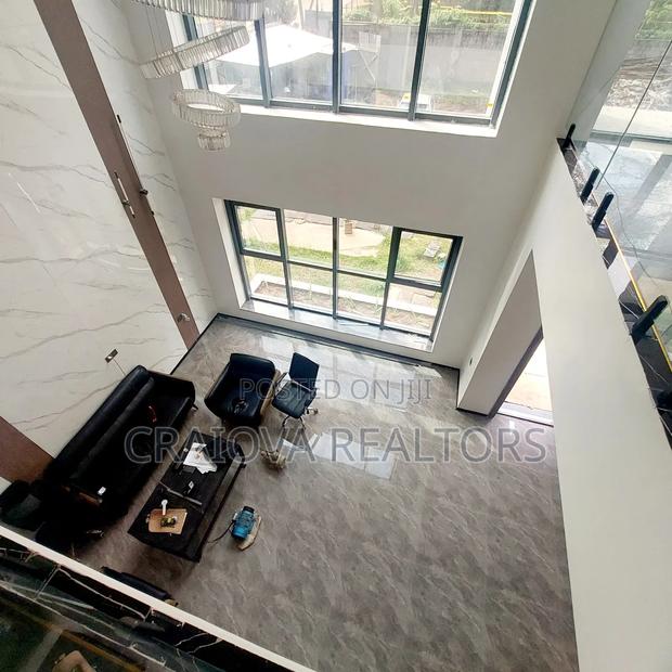 5bdrm Villa in Lavington for sale - thumbnail 14