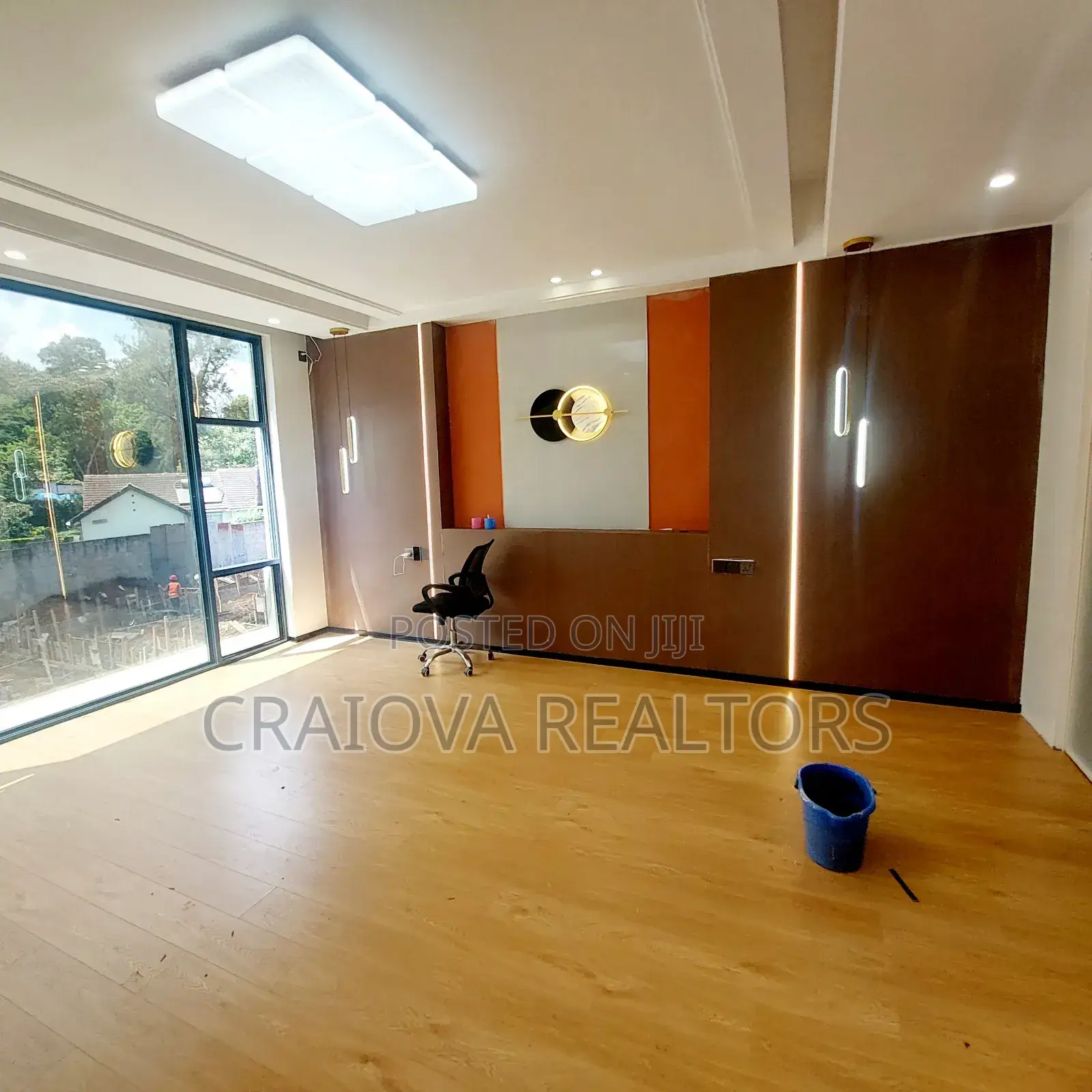 5bdrm Villa in Lavington for sale