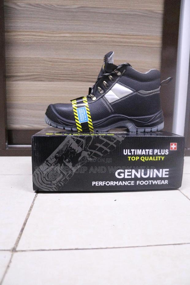 Ultimate Safety Shoes-Slip Resistant - thumbnail 2
