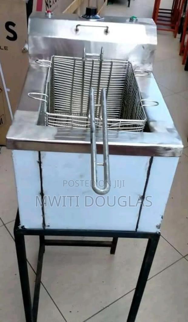 Single Unit Impressive Snacks Fryer - main view