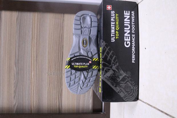 Ultimate Safety Shoes-Antistatic - main view