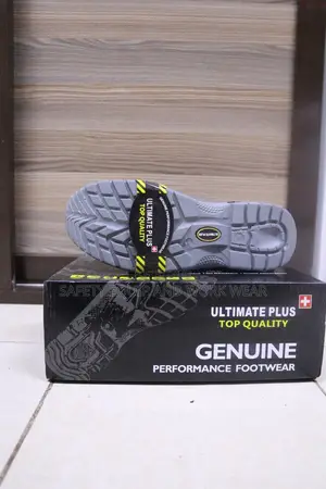 Ultimate Safety Shoes-Antistatic