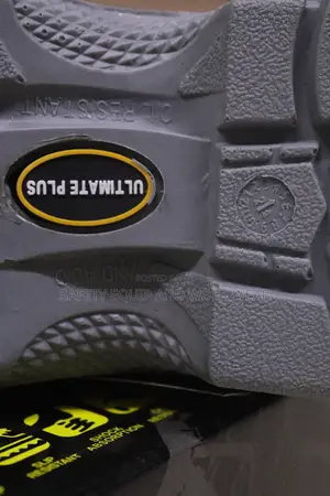 Ultimate Safety Shoes for Water Resistant