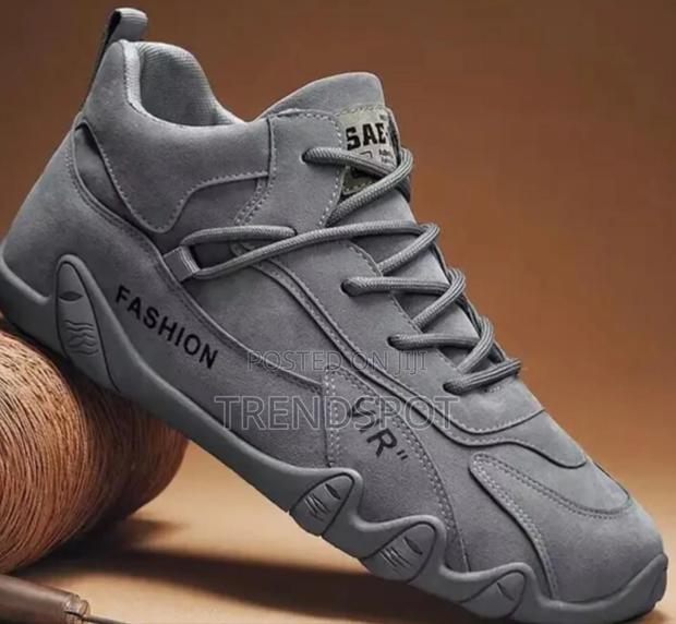 VIR Sneakers(Rubber Sole) Sizes 40" 41" 42" 43" 44" - main view