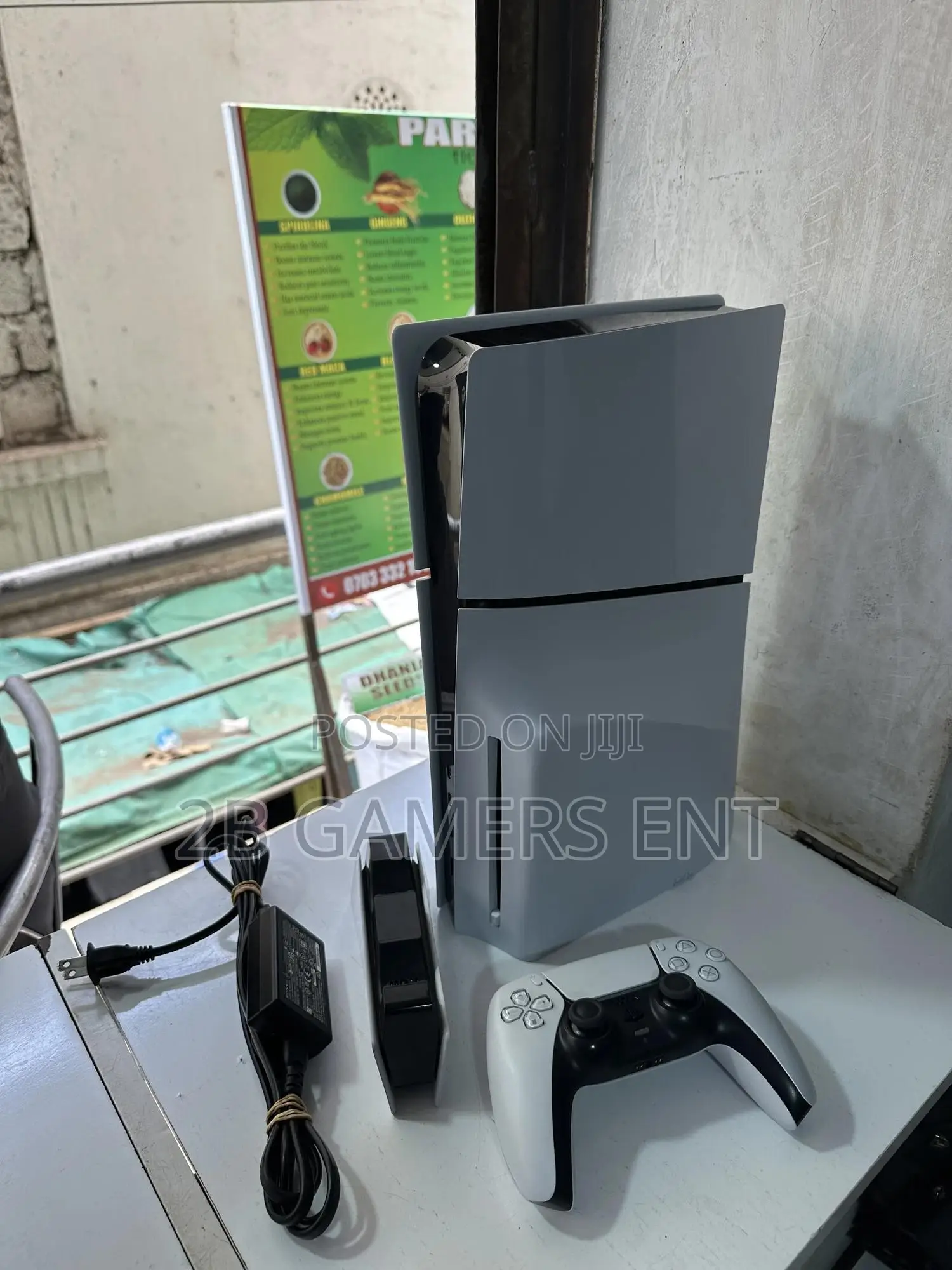 Ps5 Slim Ex Uk, 1 Pad Plus Dock