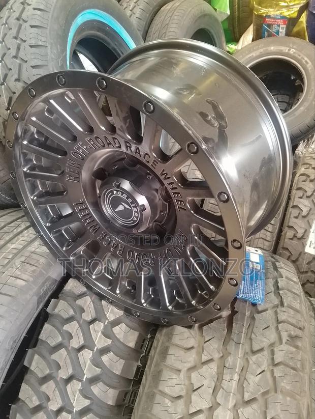 Size 16 Offset Landcruiser V8 Rims